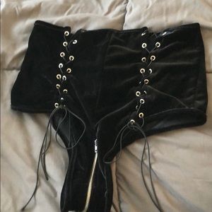 Black hot pants
